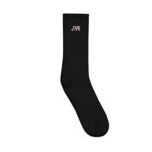 Load image into Gallery viewer, THE CITY Breast Cancer Awareness BLK Embroidered socks